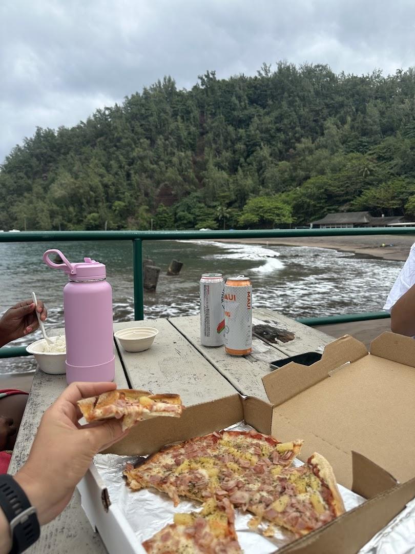Hana Maui Pizza
